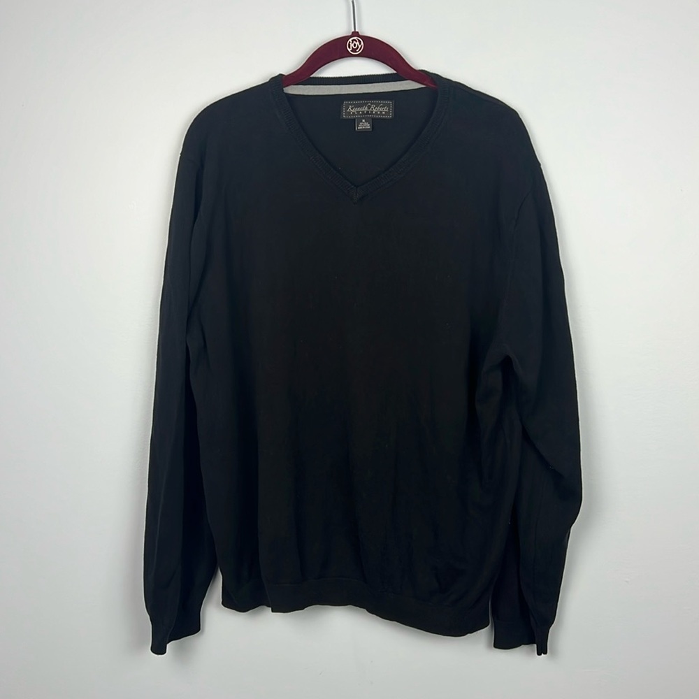 Kenneth Roberts platinum black v neck silk & cotton sweater
